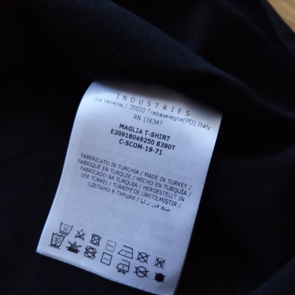 Moncler Men’s Moon Travel Graphic T-Shirt - Picture 8 of 11